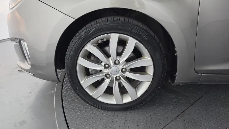 Kia Carens