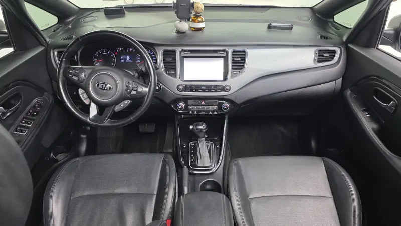 Kia Carens