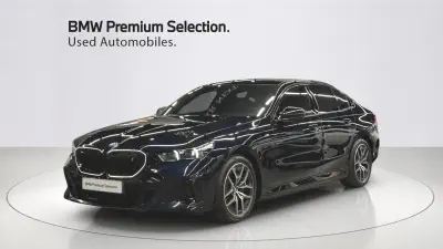 BMW i5