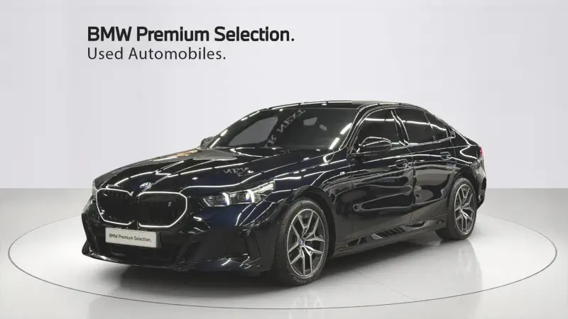BMW i5