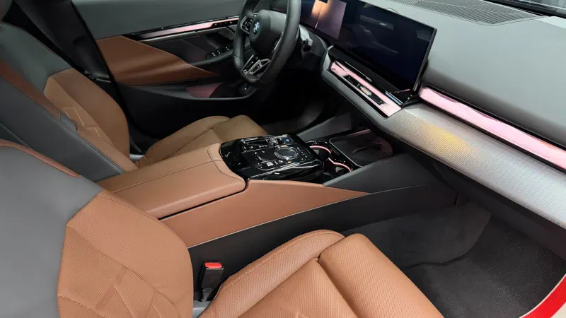 BMW i5