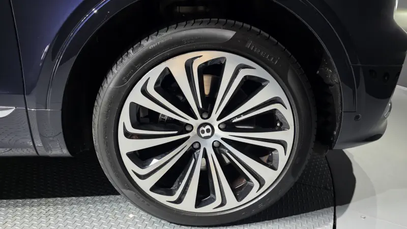 Bentley Bentayga