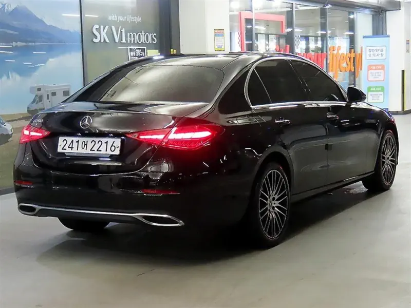 Mercedes-Benz C-Class