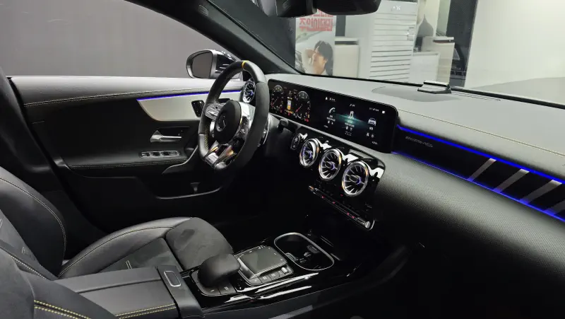 Mercedes-Benz CLA-Class