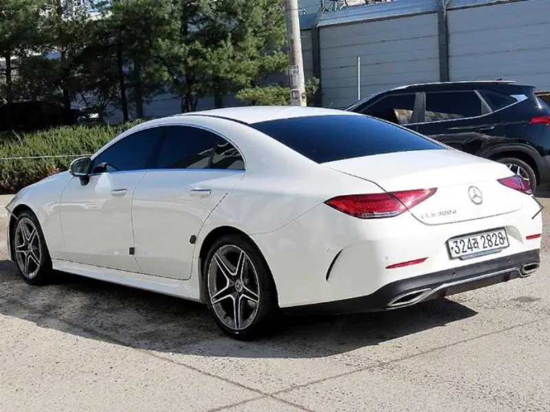 Mercedes-Benz CLS-Class