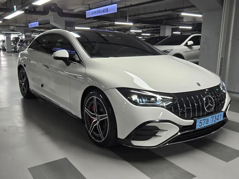 Mercedes-Benz EQE