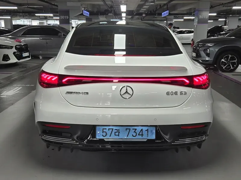 Mercedes-Benz EQE