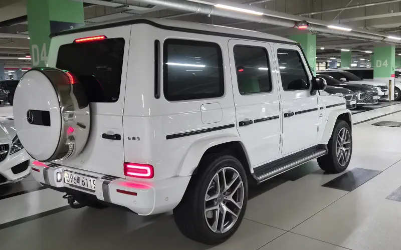 Mercedes-Benz G-Class