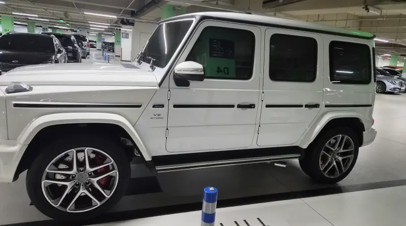 Mercedes-Benz G-Class