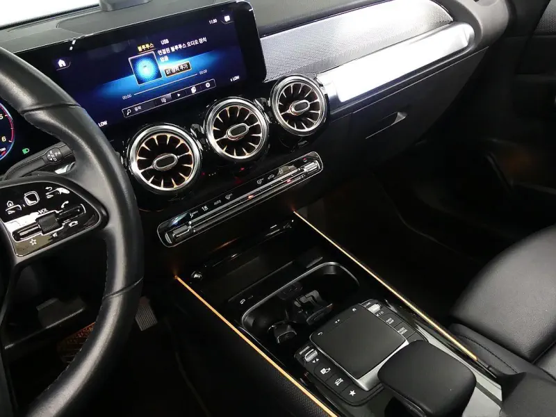 Mercedes-Benz GLB-Class