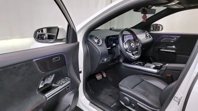 Mercedes-Benz GLA-Class