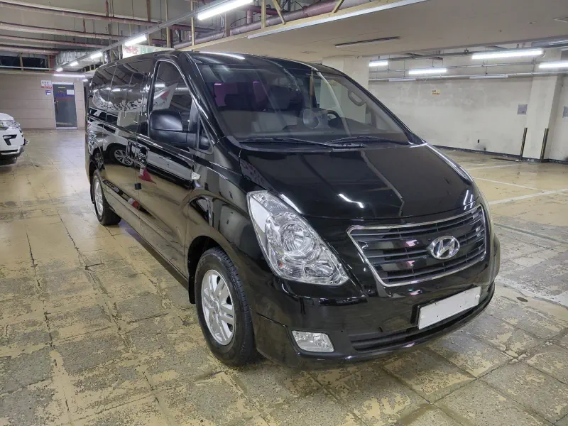 Hyundai Grand Starex