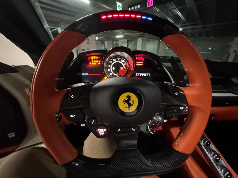Ferrari 812
