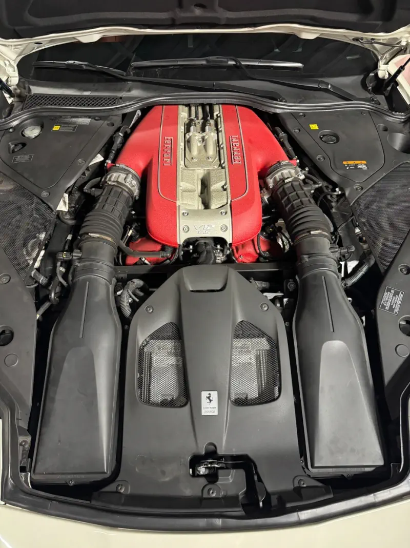 Ferrari 812