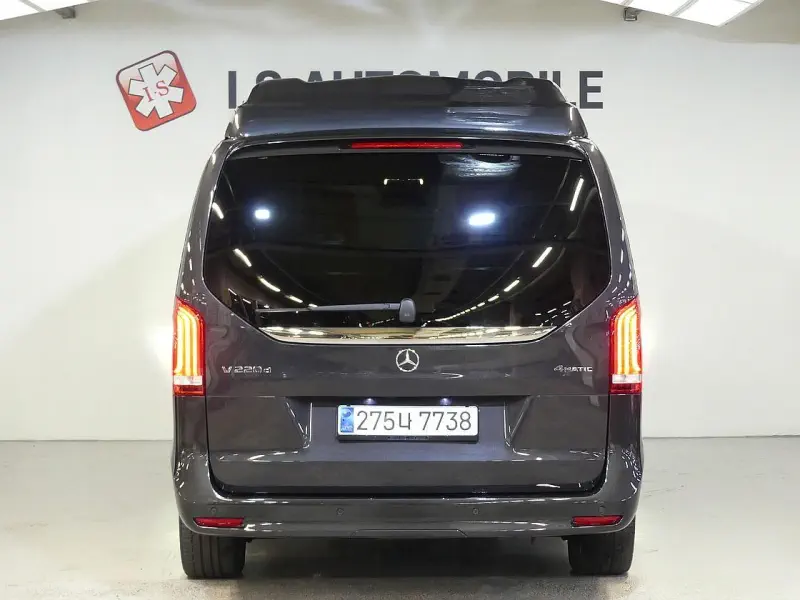 Mercedes-Benz V-Class