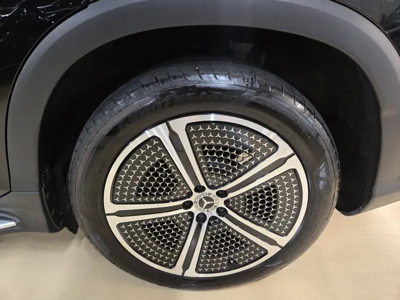 Mercedes-Benz EQS SUV