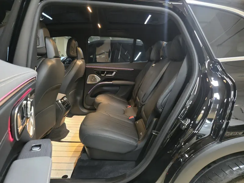 Mercedes-Benz EQS SUV