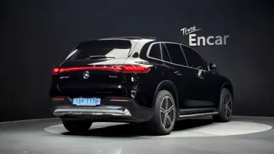 Mercedes-Benz EQS SUV