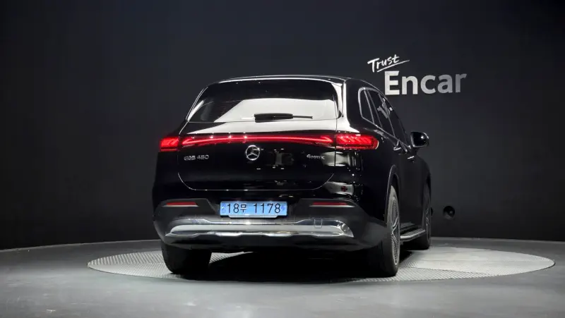 Mercedes-Benz EQS SUV