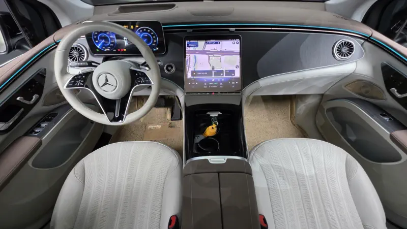 Mercedes-Benz EQS SUV
