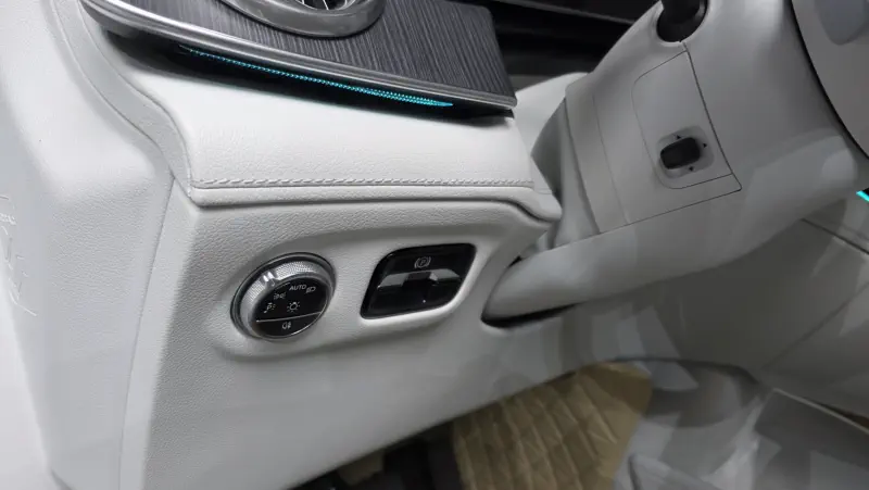Mercedes-Benz EQS SUV