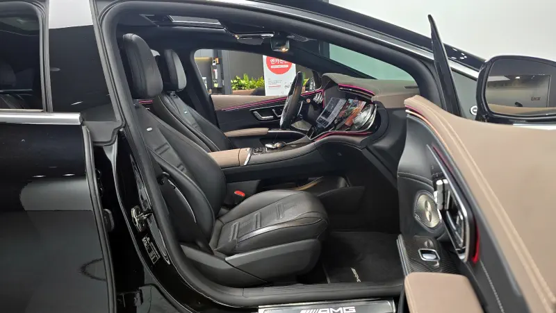 Mercedes-Benz EQS