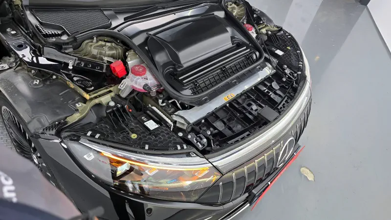 Mercedes-Benz EQS