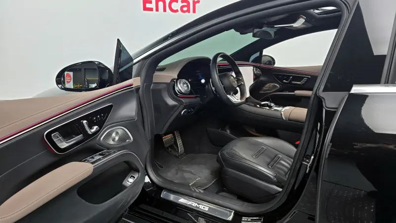 Mercedes-Benz EQS
