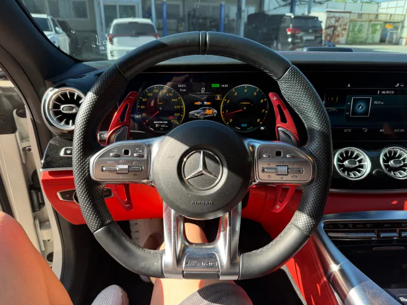 Mercedes-Benz AMG GT