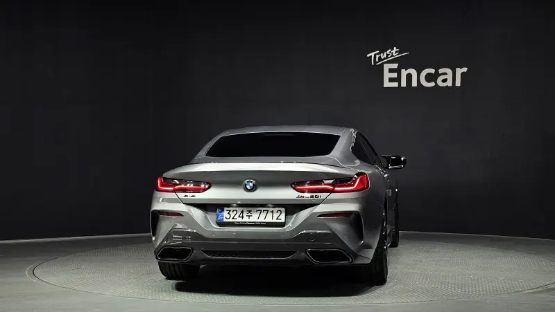 BMW 8-Series