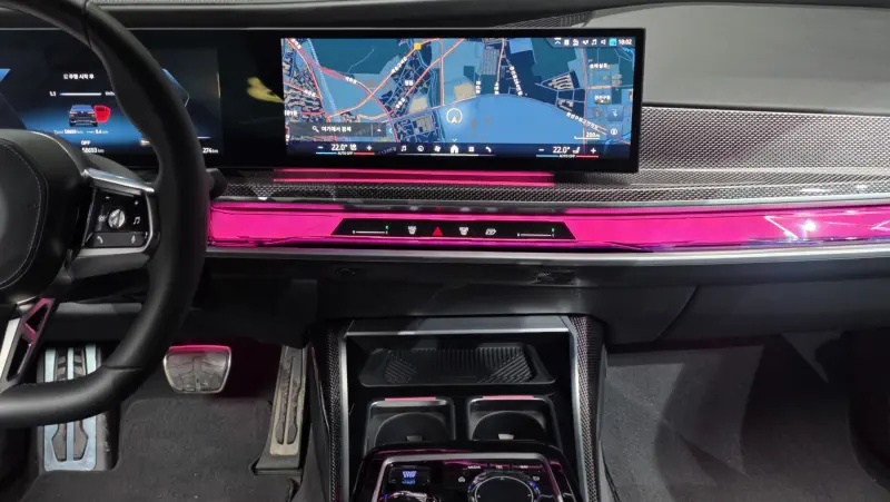 BMW i7