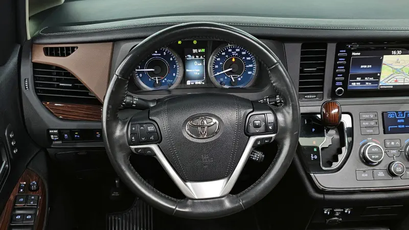 Toyota Sienna