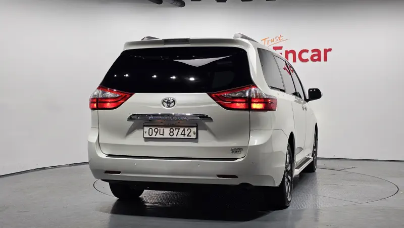 Toyota Sienna