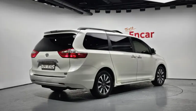Toyota Sienna