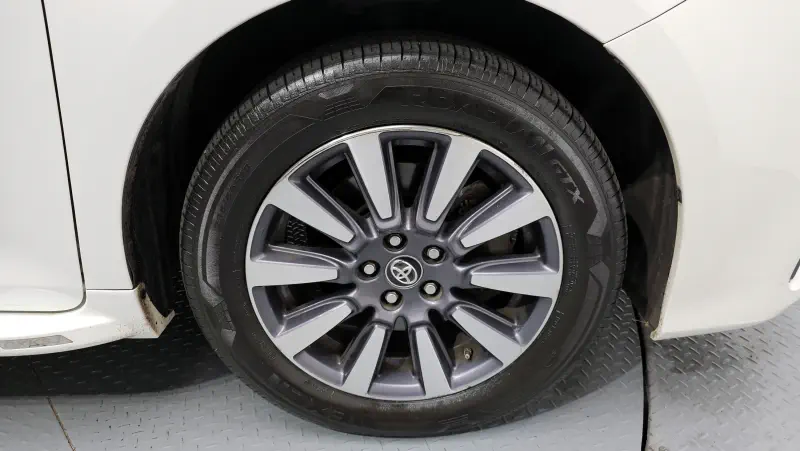 Toyota Sienna