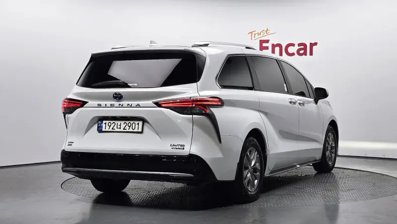 Toyota Sienna