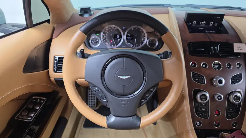 Aston Martin Rapide