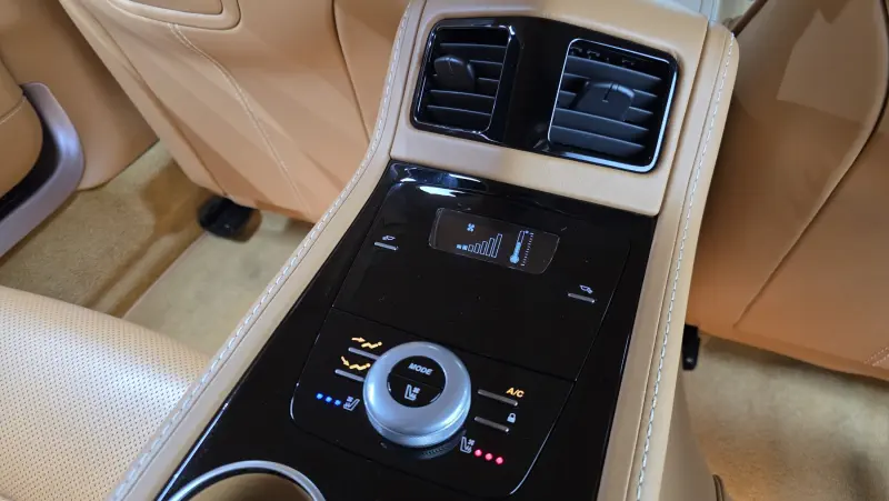 Aston Martin Rapide