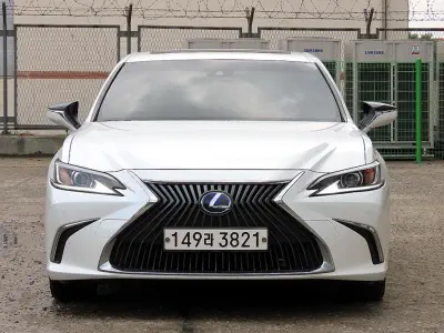 Lexus ES300h
