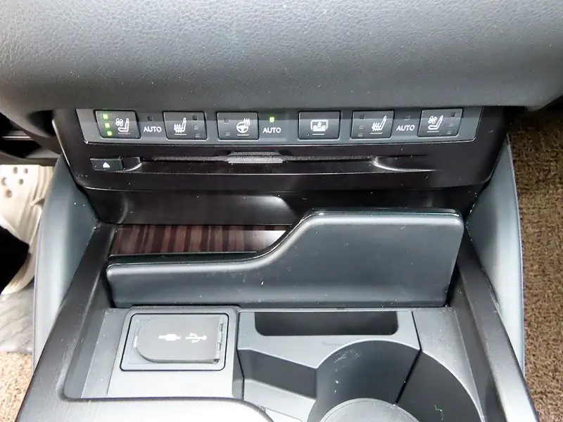 Lexus ES300h