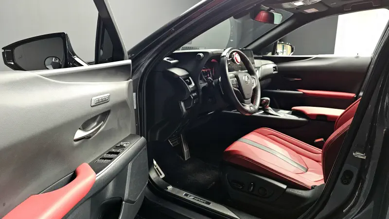 Lexus UX