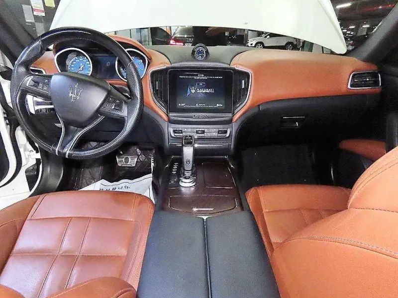 Maserati Ghibli