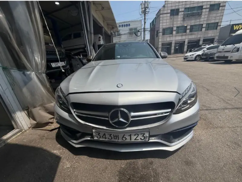 Mercedes-Benz C-Class