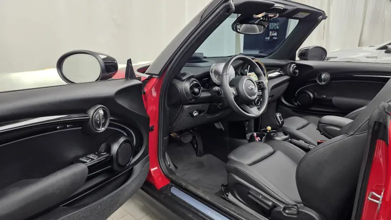 MINI Cabrio