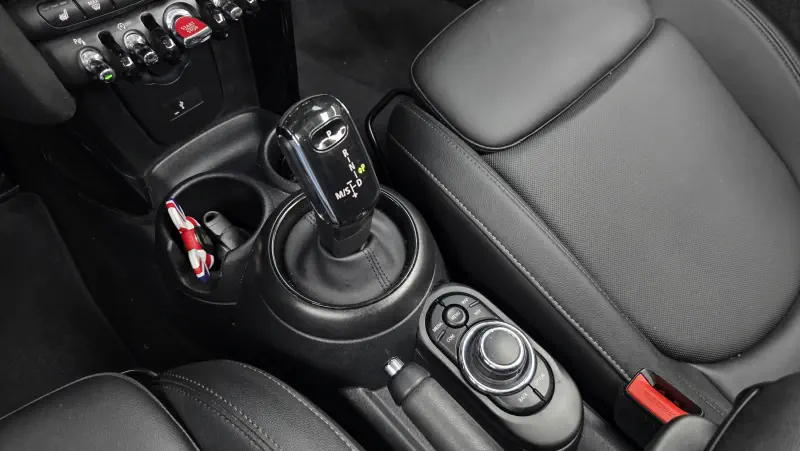 MINI Cabrio