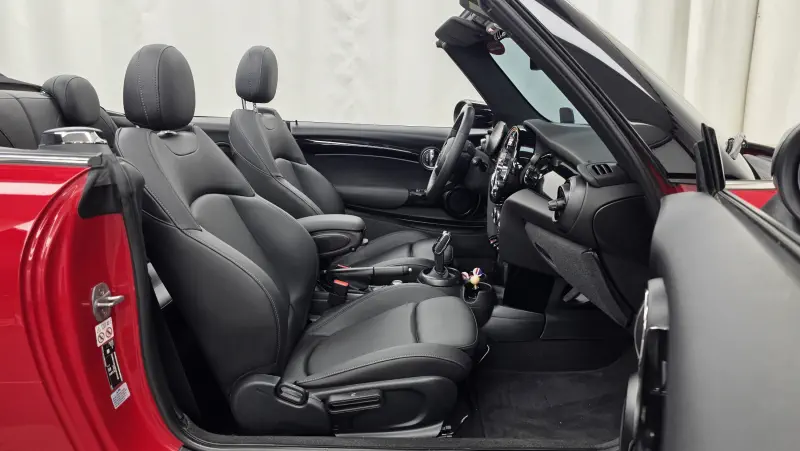 MINI Cabrio