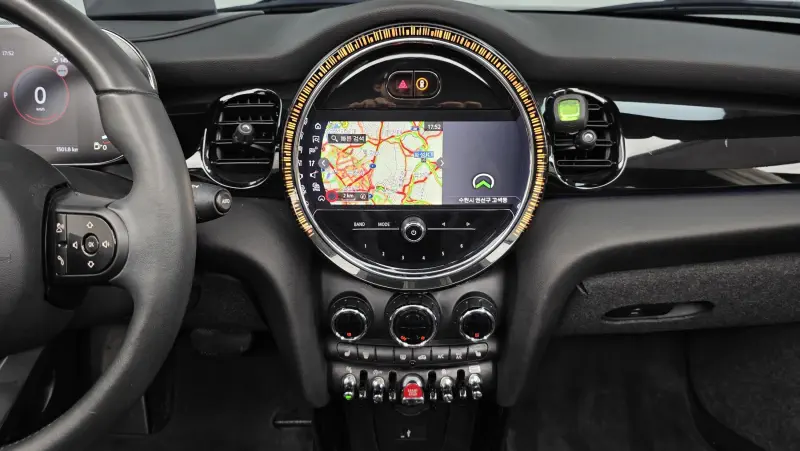 MINI Cabrio