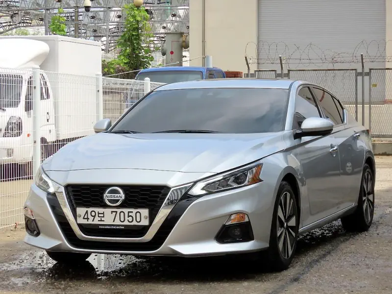 Nissan Altima