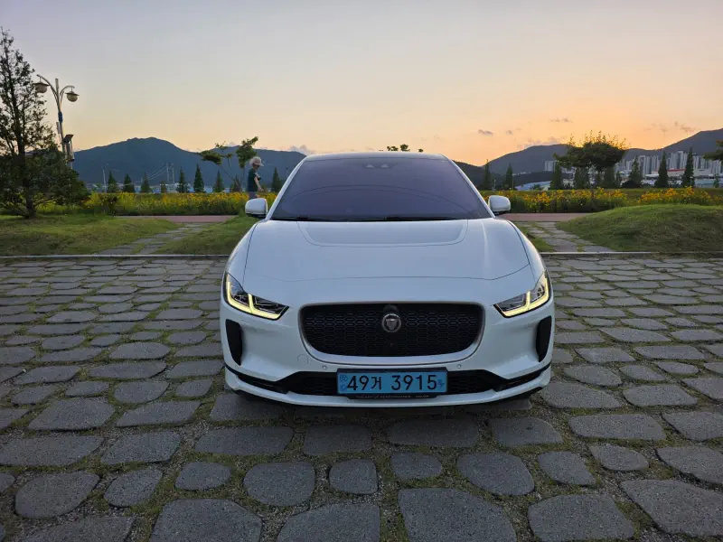 Jaguar I-Pace