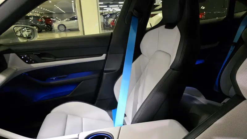Porsche Taycan